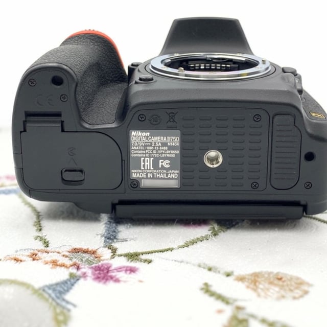 D750 ボディ