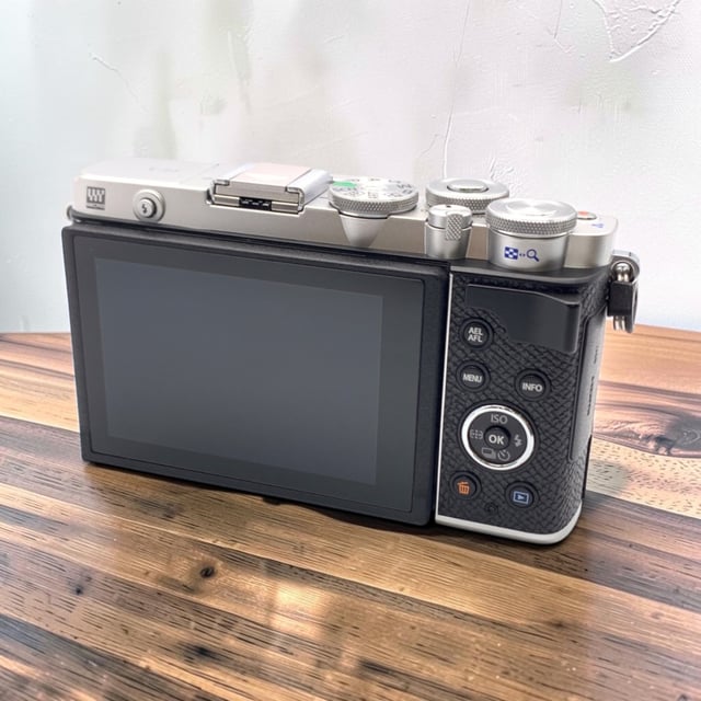 中古商品画像