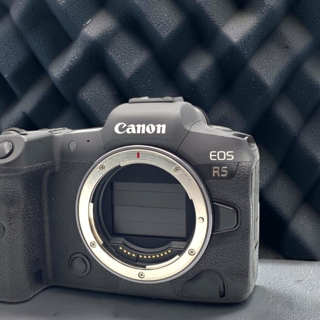 EOS R5 ボディ