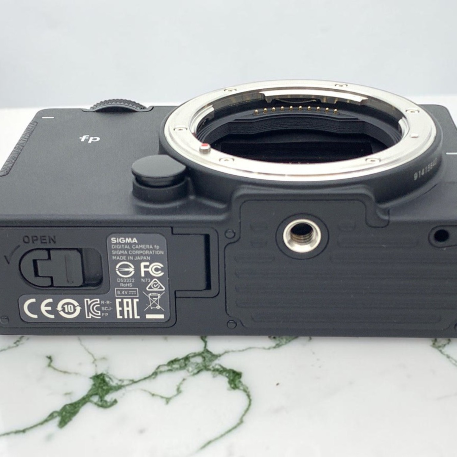 シグマ SIGMA fp ボディの中古 (美品)・¥129,750 by るんね | みんなの