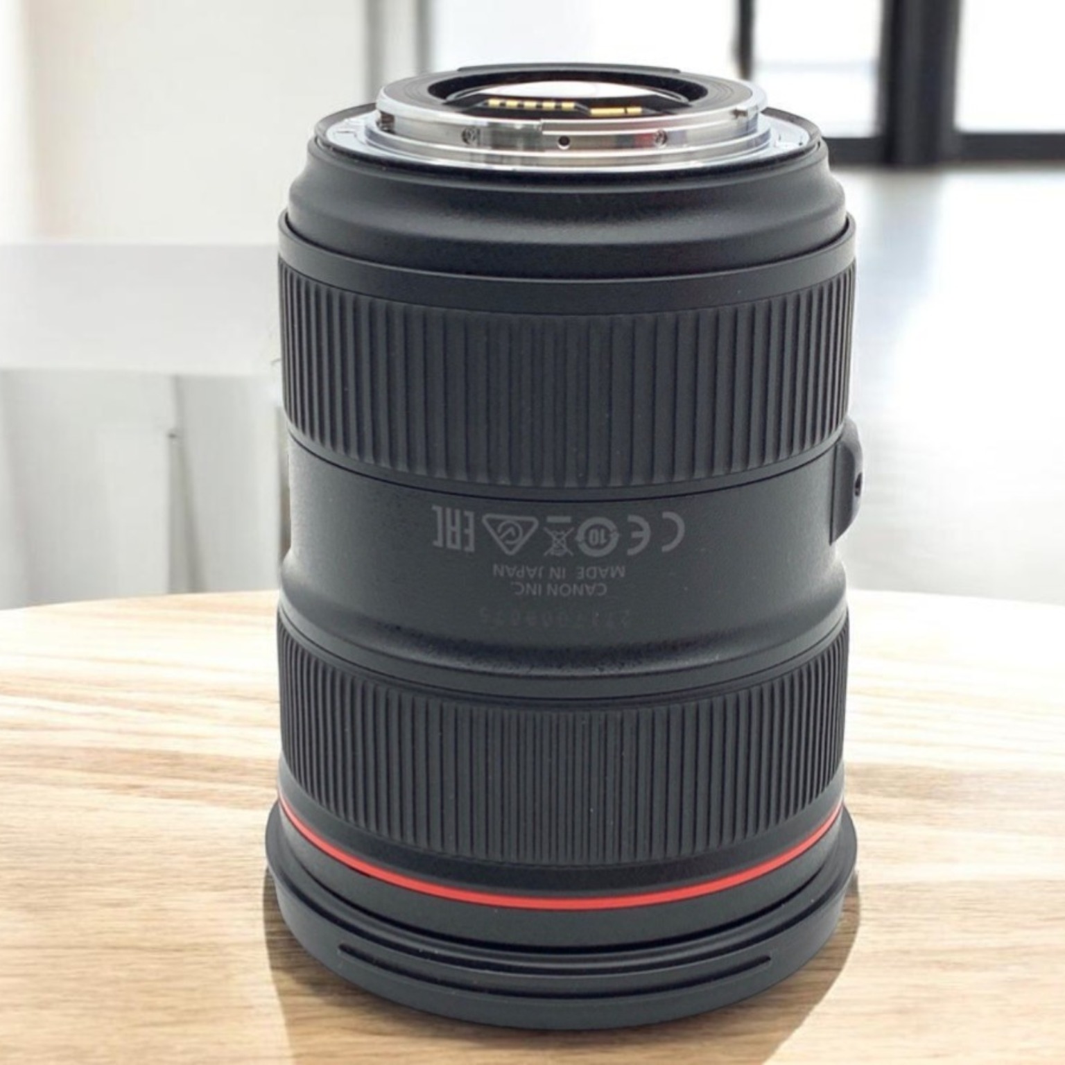 Canon EF 24-70mm F2.8L II USMの中古 (美品)・¥135,250 | みんなのカメラ