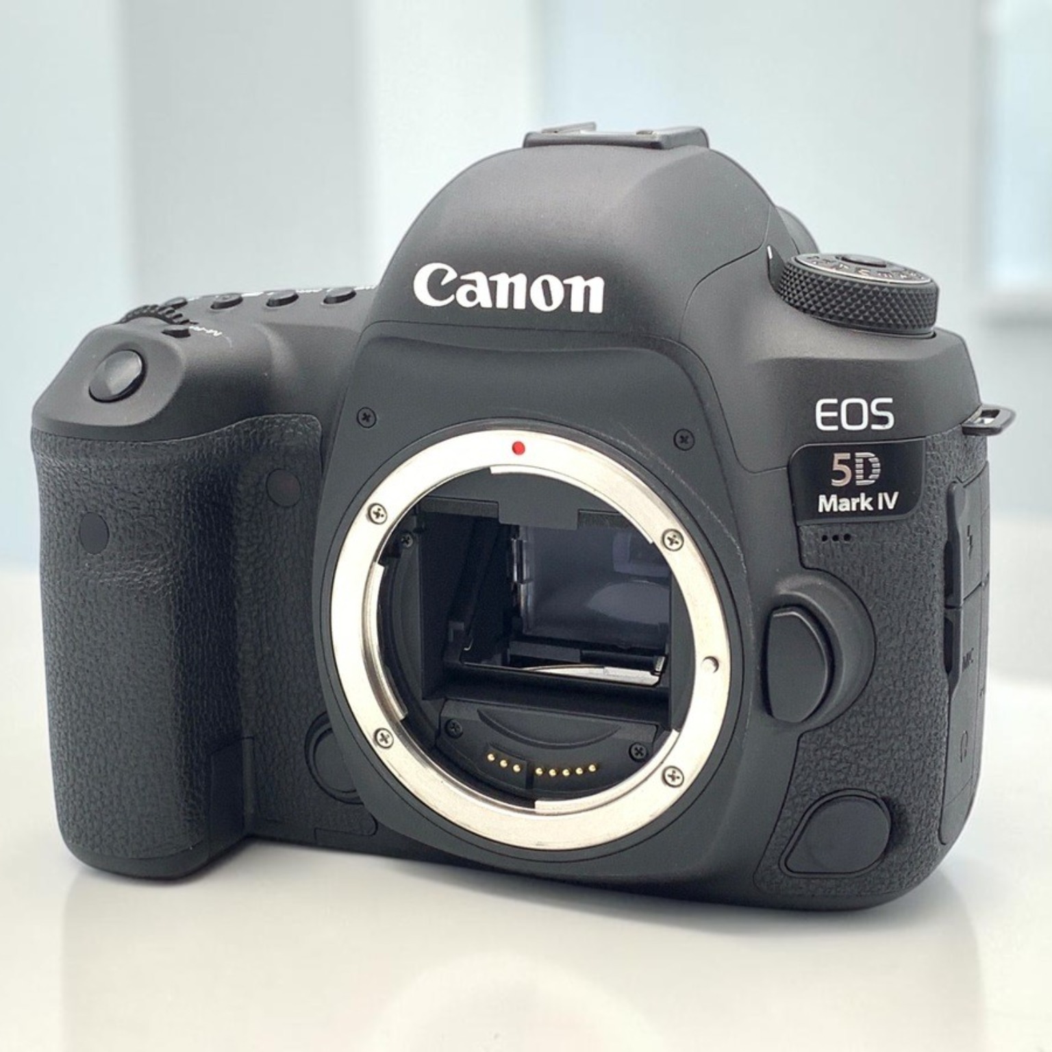 Canon EOS 5D Mark IV ボディの新品/中古の在庫一覧 | みんなのカメラ