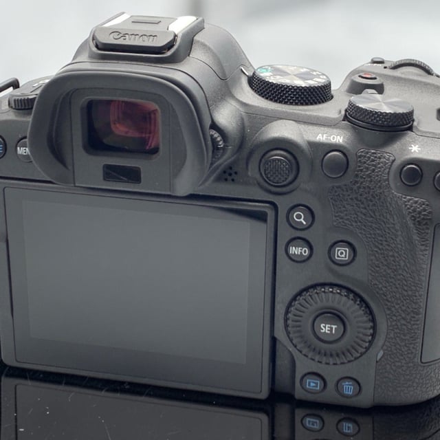 EOS R6 Mark II ボディ