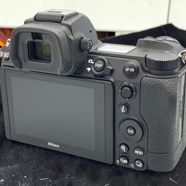 Z7II ボディ