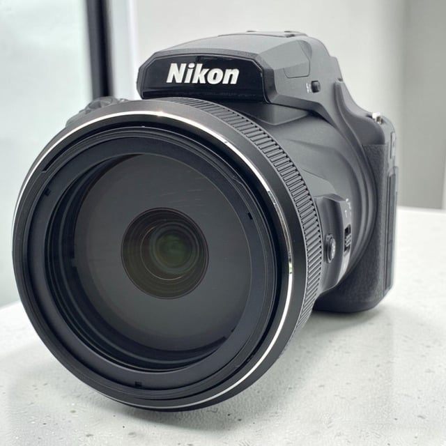 COOLPIX P1000