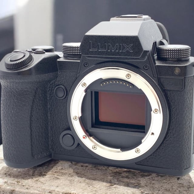 LUMIX S5 IIX(DC-S5M2X) ボディ