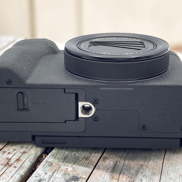 PowerShot V1