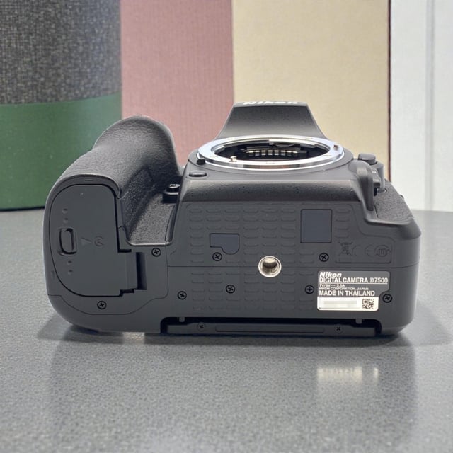D7500 ボディ