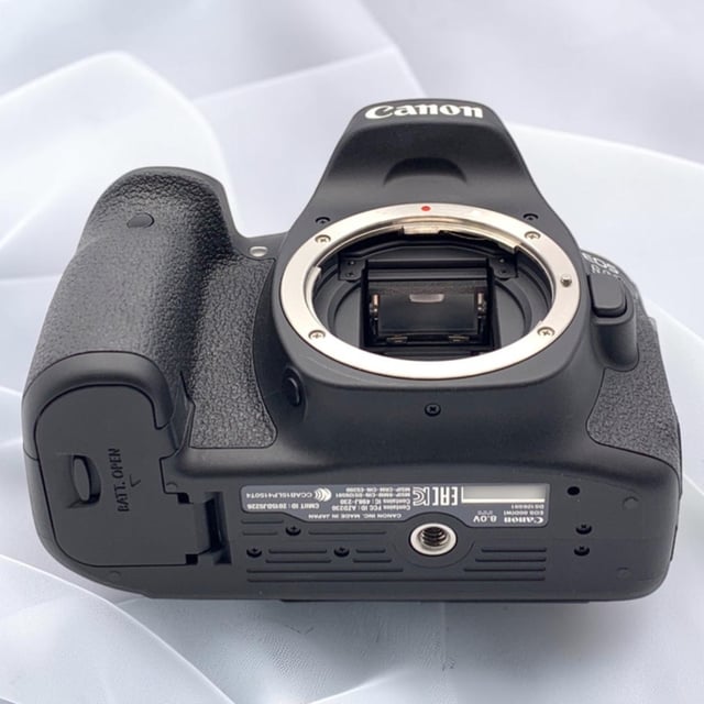 EOS 80D ボディ