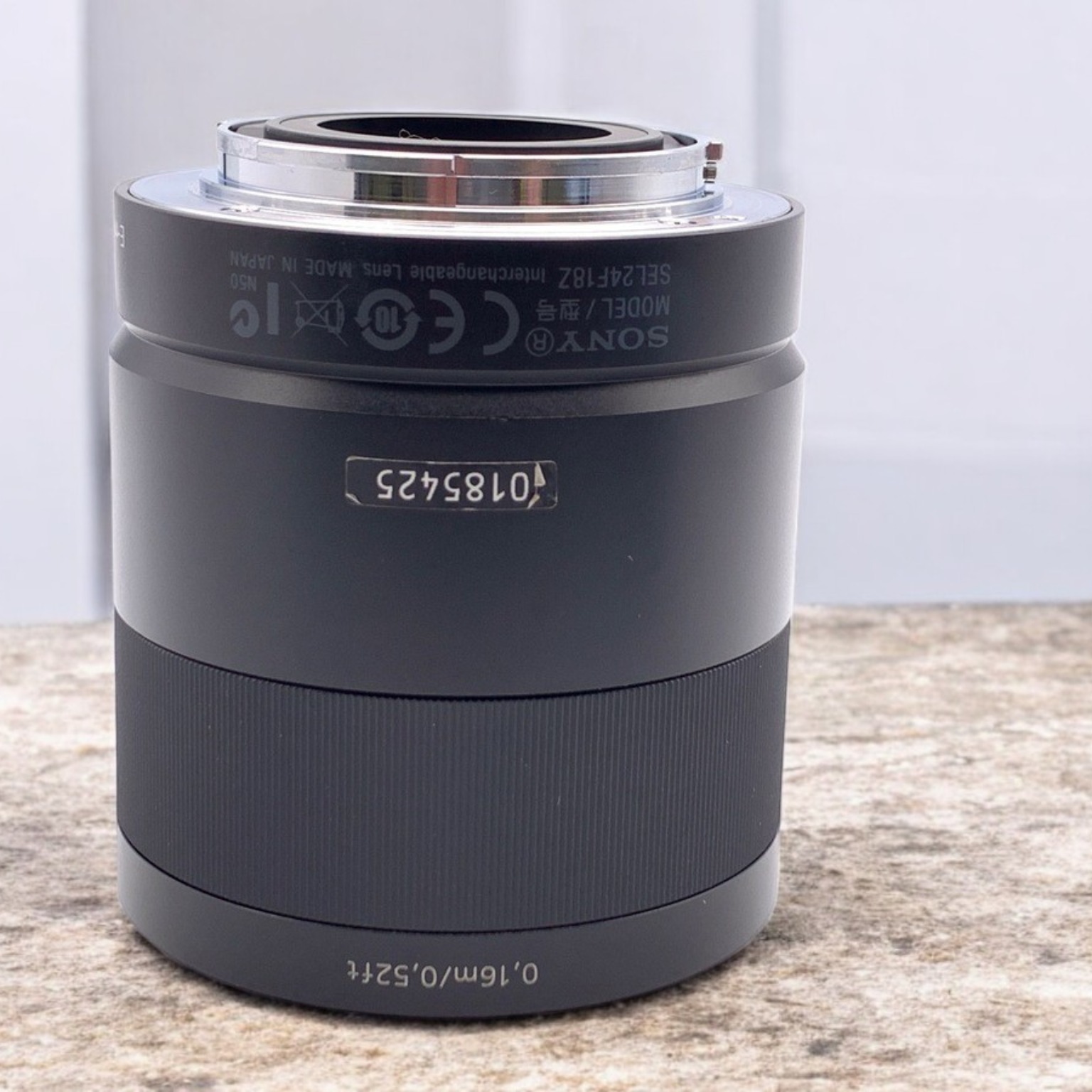 SONY Sonnar T* E 24mm F1.8 ZAの中古 (美品)・¥38,300 | みんなのカメラ