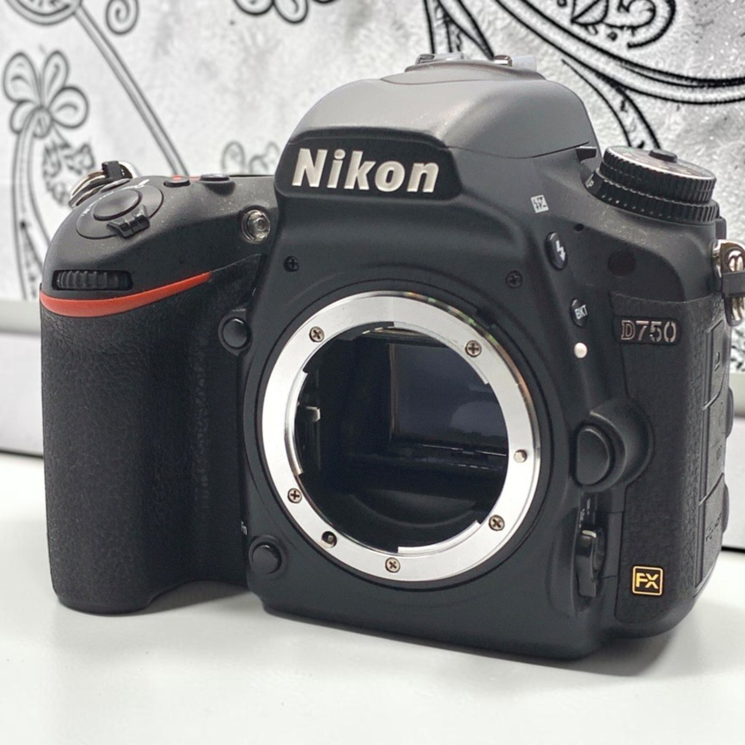ニコン D750 ボディの新品/中古の在庫一覧 | みんなのカメラ