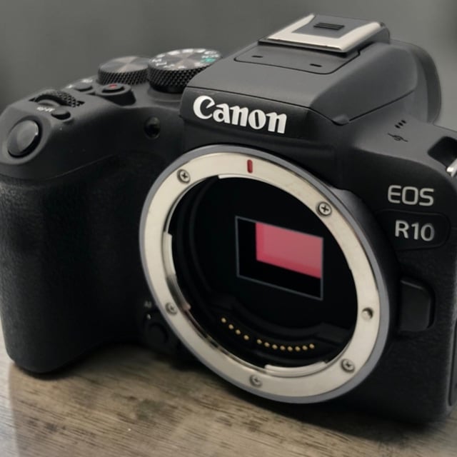 EOS R10 ボディ