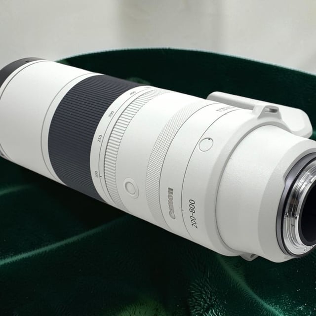 RF 200-800mm F6.3-9 IS USM