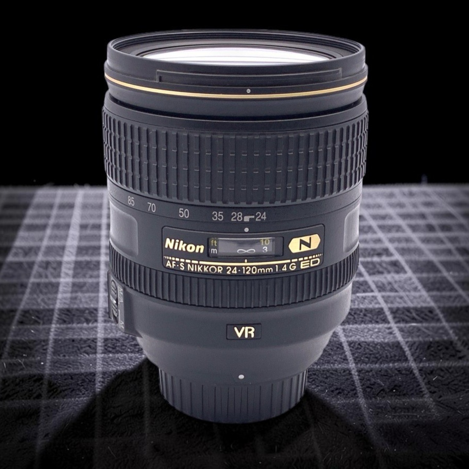ニコン AF-S NIKKOR 24-120mm f/4G ED VRの新品/中古の在庫一覧