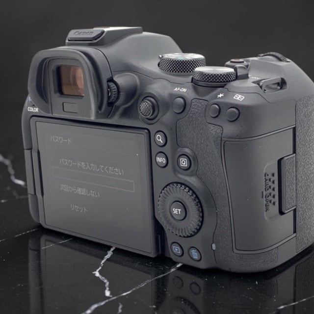 EOS R6 Mark III ボディ