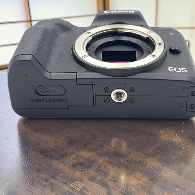 EOS Kiss M ボディ "ブラック"