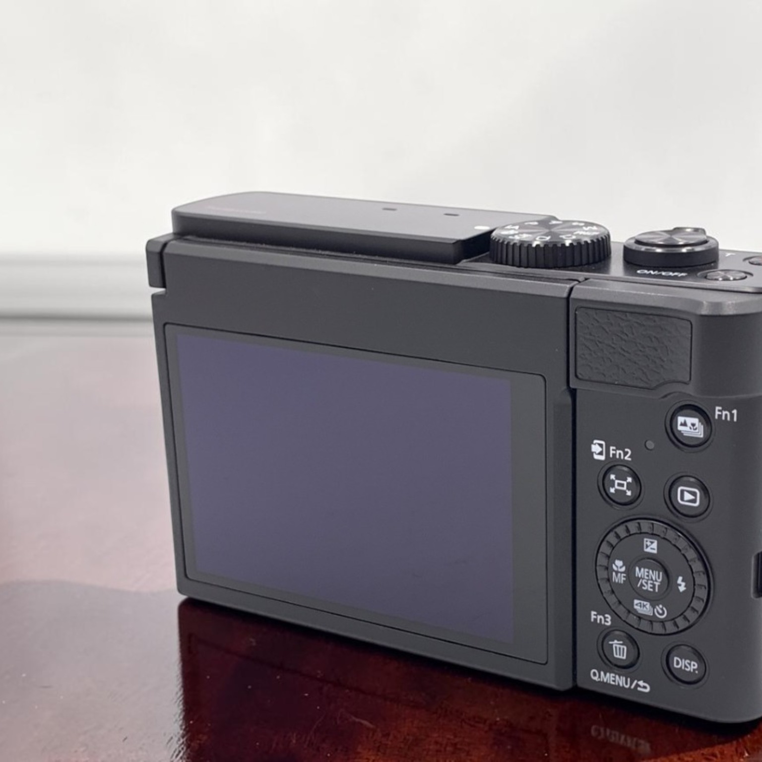 パナソニック LUMIX TZ99(DC-TZ99) 
