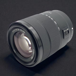 E 18-135mm F3.5-5.6 OSS SEL18135