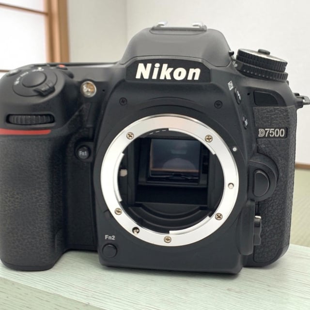 D7500 ボディ