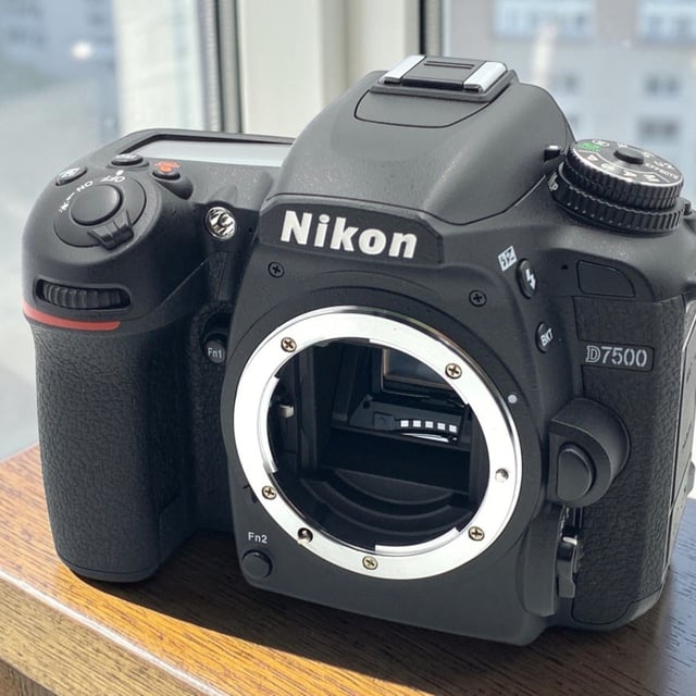 D7500 ボディ