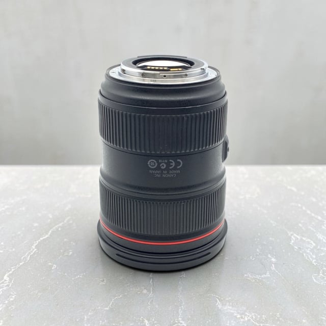 EF 24-70mm F2.8L II USM