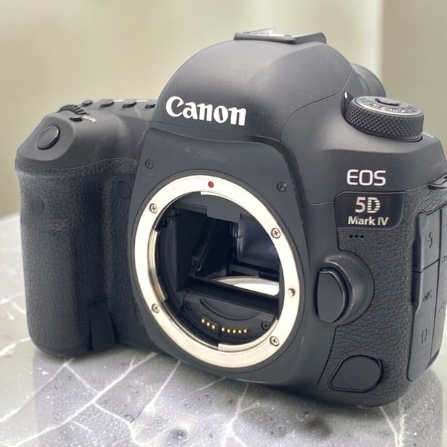 EOS 5D Mark IV ボディ
