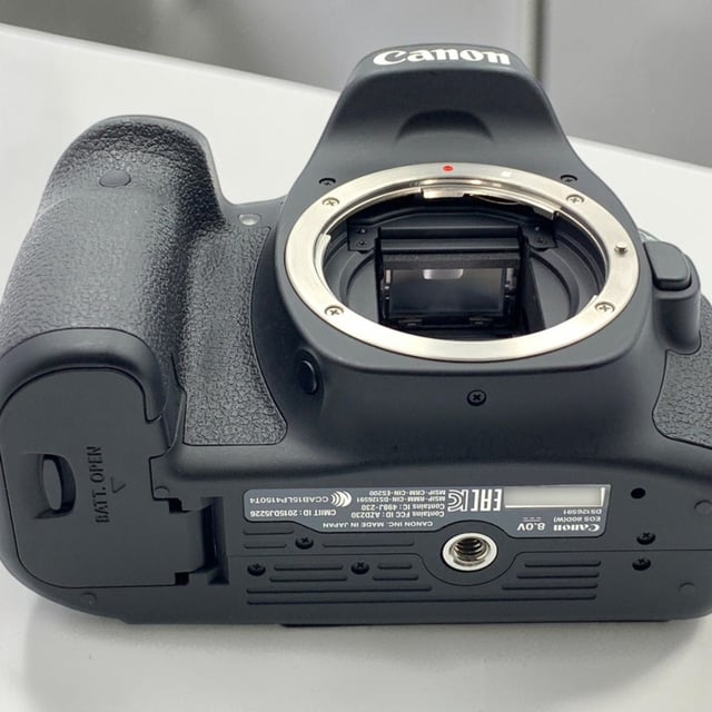 EOS 80D ボディ
