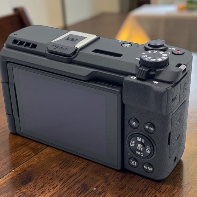 PowerShot V1