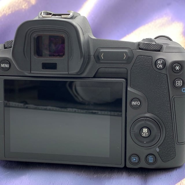EOS R ボディ