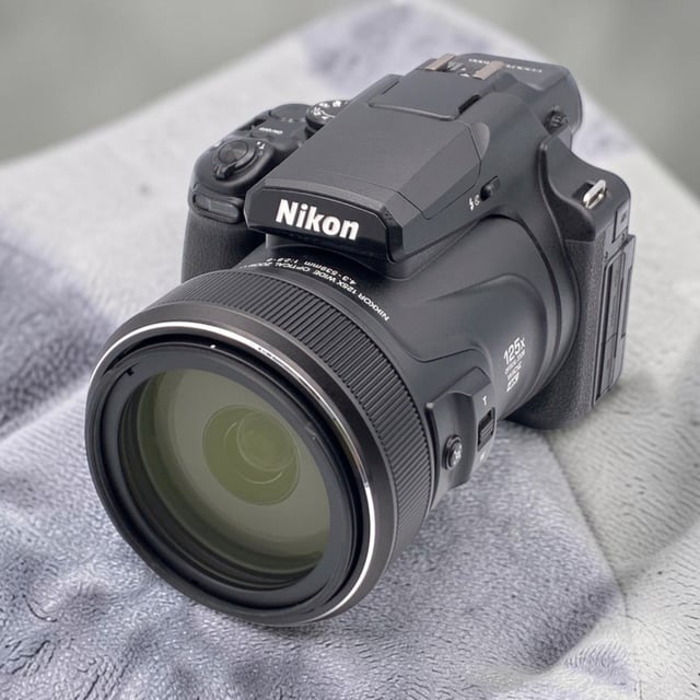 COOLPIX P1000