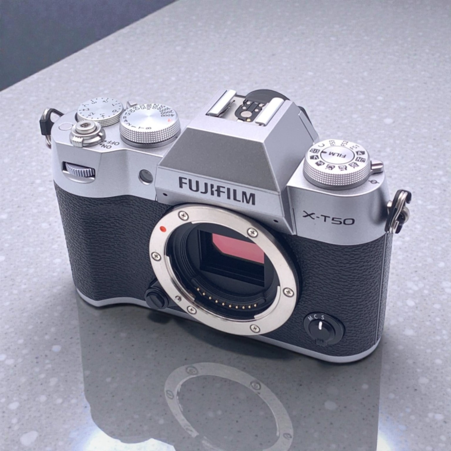 富士フイルム X-T50 ボディ 