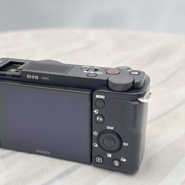 VLOGCAM ZV-E10 ボディ "ブラック"