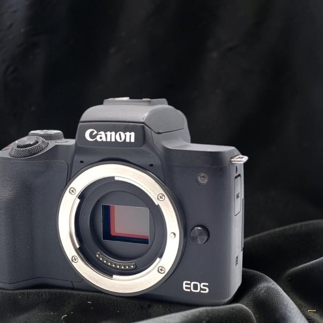 EOS Kiss M ボディ