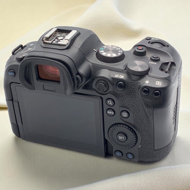 EOS R6 ボディ