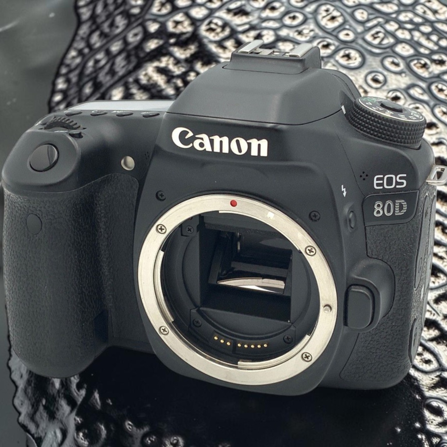 Canon EOS 80D ボディの新品/中古の在庫一覧 | みんなのカメラ