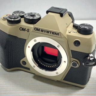 OM-5 Mark II ボディ "サンドベージュ"