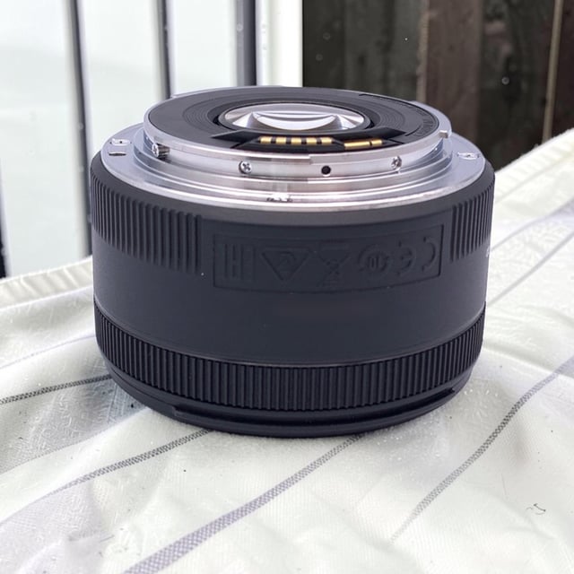 EF 50mm F1.8 STM