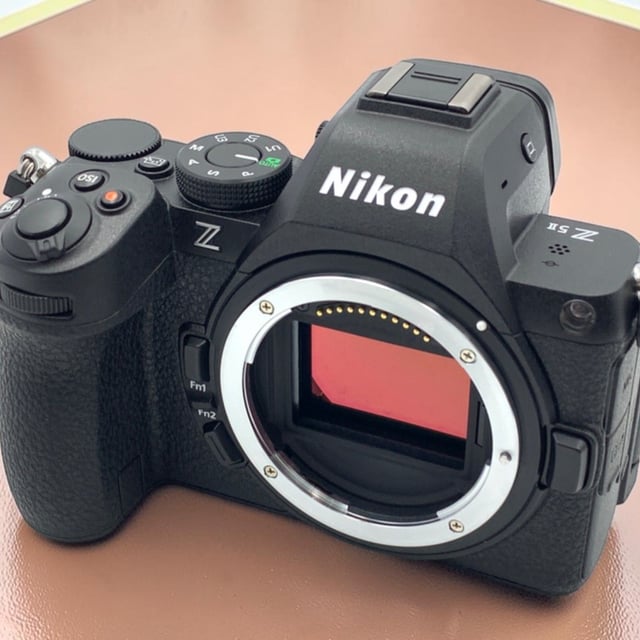 Z5II ボディ