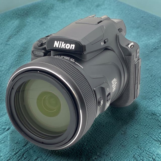 COOLPIX P1100