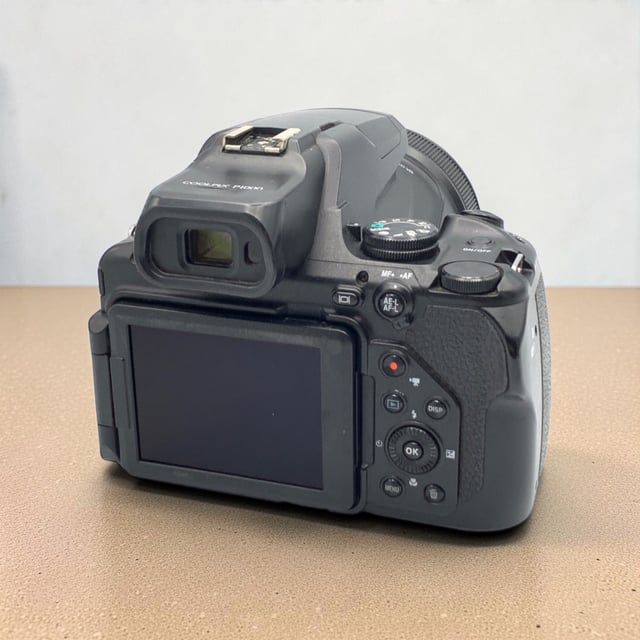 COOLPIX P1000