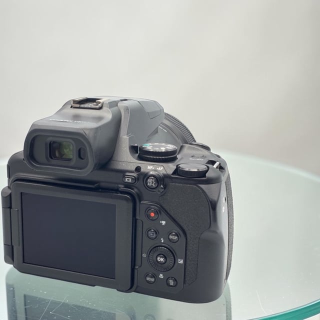 COOLPIX P1000