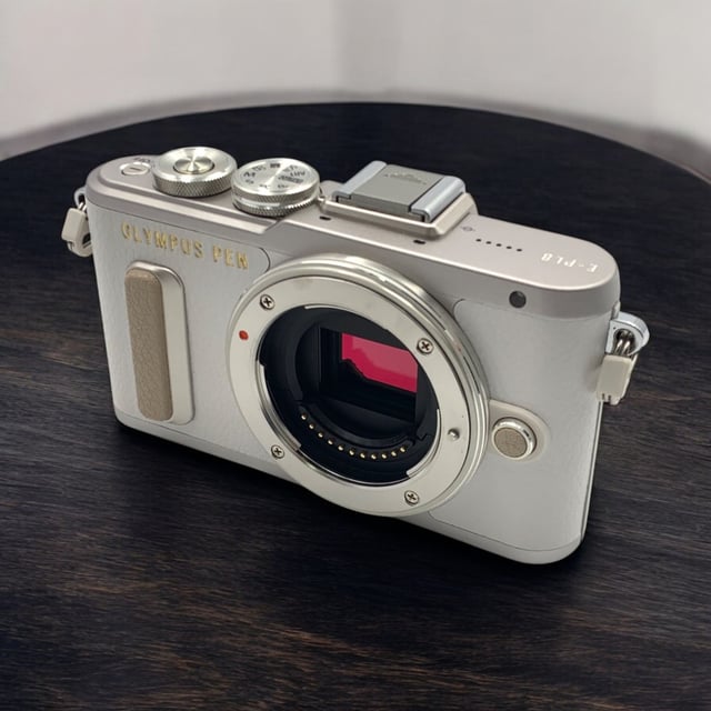 OLYMPUS PEN E-PL8 ボディ