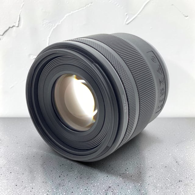 RF45mm F1.2 STM