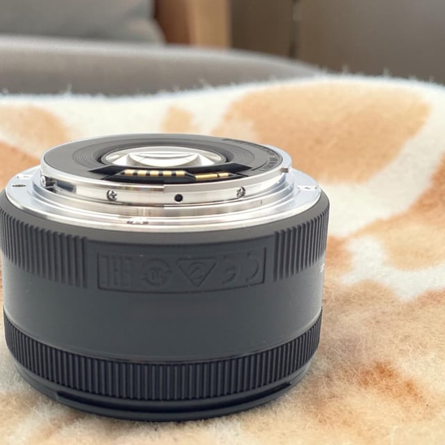 EF 50mm F1.8 STM