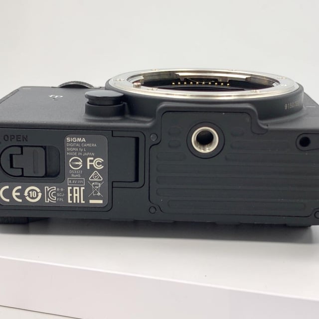 SIGMA fp ボディ