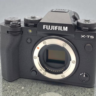 X-T5 ボディ "ブラック"