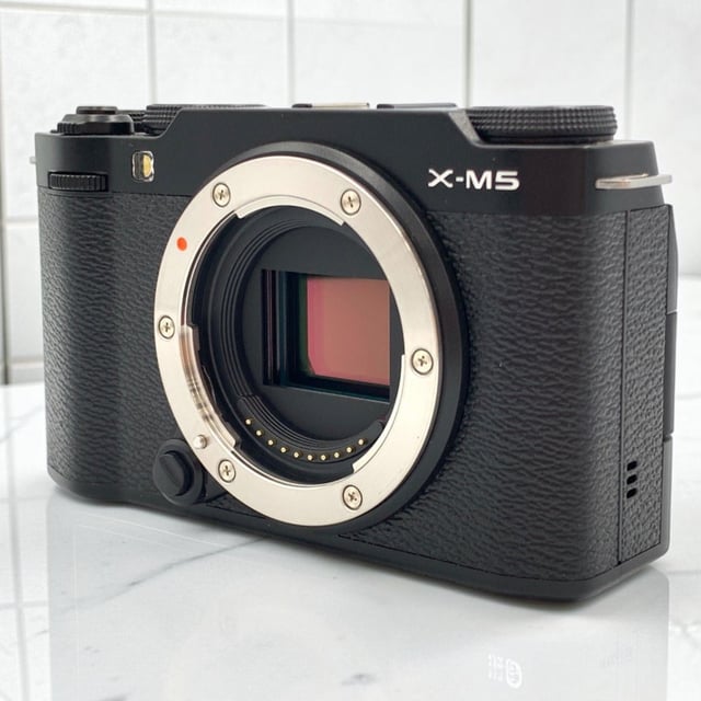 X-M5 ボディ