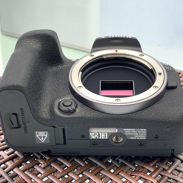 EOS R10 ボディ