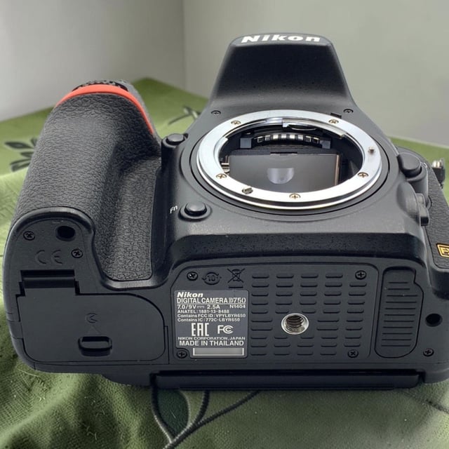 D750 ボディ