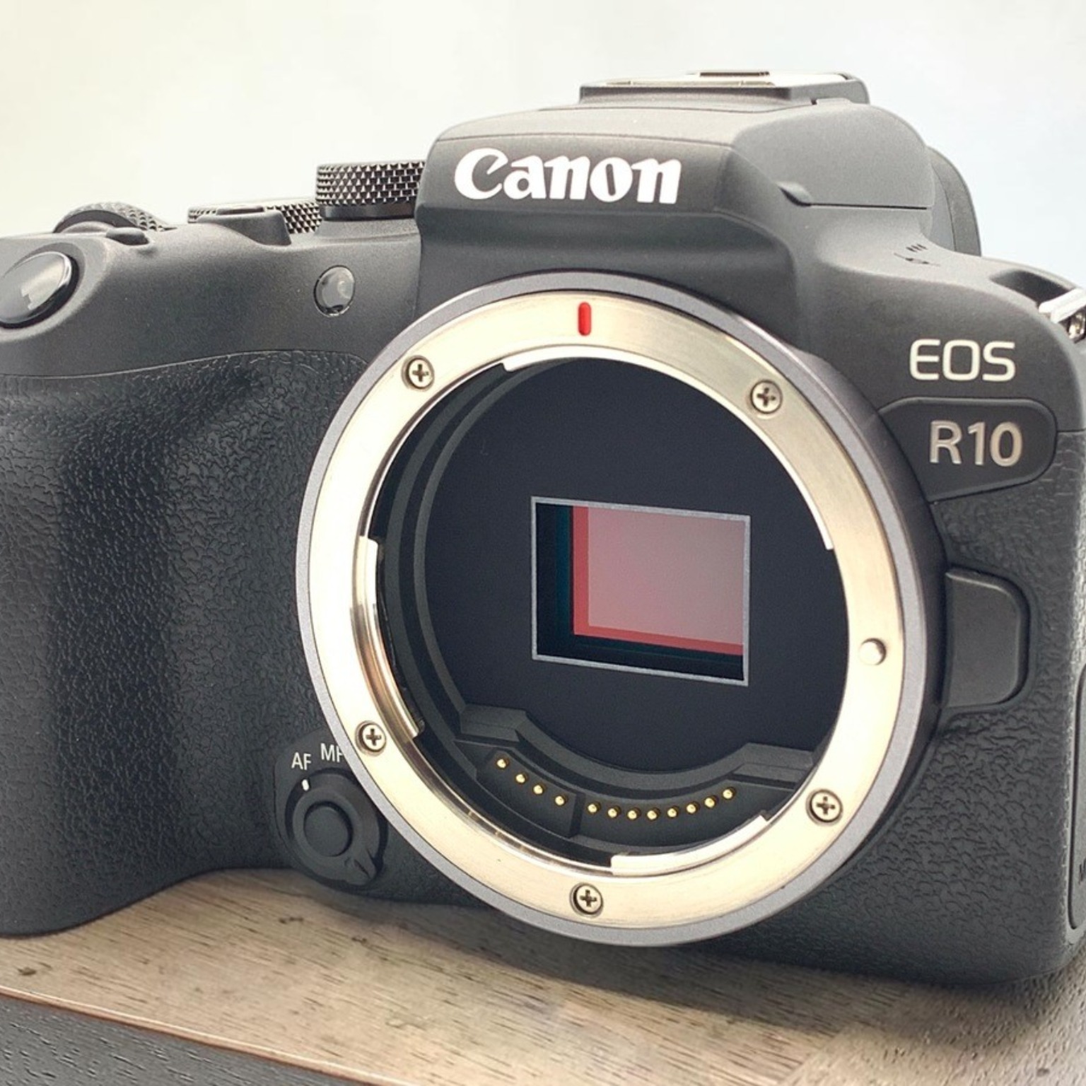 Esayera Clock R10 Canon EOS R10 ボディの中古 (美品)・¥90,850 売り切れ by rumie | みんなのカメラ